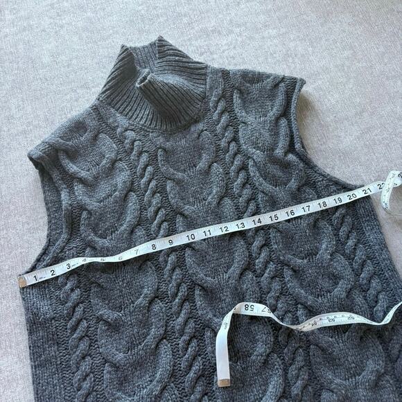 $398 Frame Cable Knit Grey Wool Sweater Vest - Picture 6 of 7